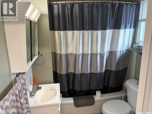 116 5Th Avenue N, Big River, SK - Indoor Photo Showing Bathroom