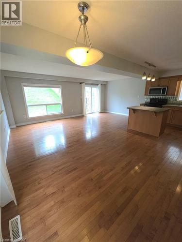 998 Mapleridge Street, London, ON - Indoor Photo Showing Other Room