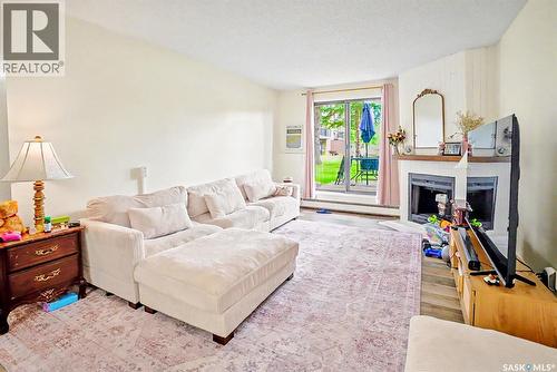 108 802B Kingsmere BOULEVARD  Saskatoon, SK S7J 4B7