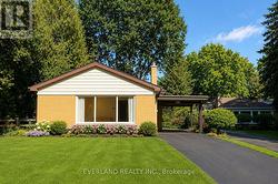 116 SYLVAN AVENUE Toronto, ON M1M 1K3