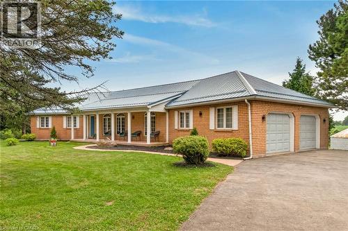 7011 Dickenson Road E, Mount Hope, ON - Outdoor With Deck Patio Veranda