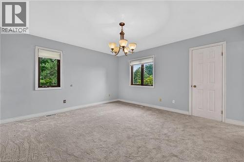 7011 Dickenson Road E, Mount Hope, ON - Indoor Photo Showing Other Room