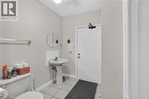 7011 Dickenson Road E, Mount Hope, ON - Indoor Photo Showing Other Room