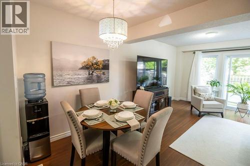 975 Strasburg Road Unit# 3, Kitchener, ON - Indoor Photo Showing Dining Room