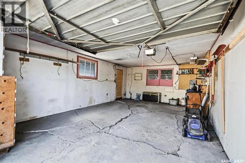 309 St John Street, Regina, SK - Indoor Photo Showing Garage