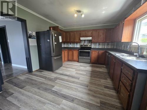 3 Rosedale Avenue, Grand Falls-Windsor, NL - Indoor Photo Showing Kitchen