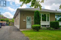 1072 ALDEA AVENUE  Ottawa, ON K1H 8B9