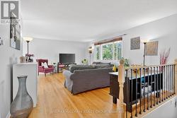 View into livingroom - 