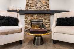 Family Room - 