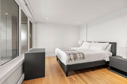 Chambre à coucher - 701 Rue De La Commune E., Montréal (Ville-Marie), QC - Indoor Photo Showing Bedroom