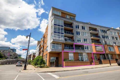 Façade - 701 Rue De La Commune E., Montréal (Ville-Marie), QC - Outdoor With Balcony With Facade