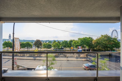 Balcon - 701 Rue De La Commune E., Montréal (Ville-Marie), QC - Outdoor With Balcony With View