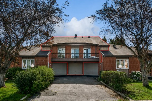 23 Av. de Naples  Candiac, QC J5R 5N3