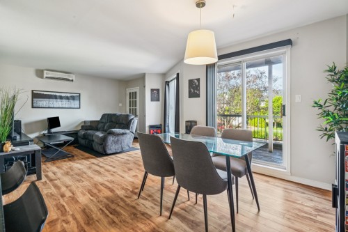 Salle à manger - 23 Av. De Naples, Candiac, QC - Indoor