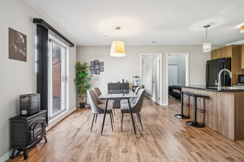Salle à manger - 23 Av. De Naples, Candiac, QC - Indoor
