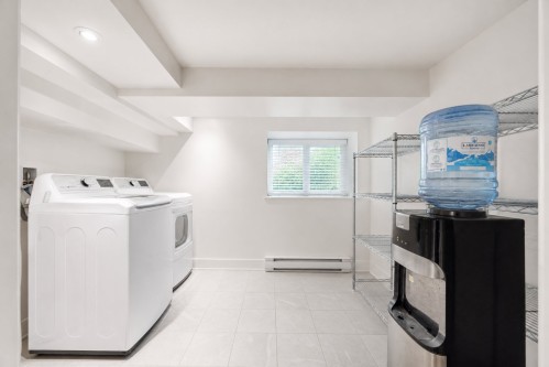 Laundry - 377 Av. Claremont, Westmount, QC - Indoor Photo Showing Laundry Room