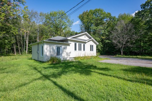 Façade - 2692 Av. Therrien, Mascouche, QC - Outdoor