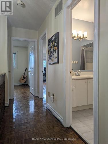 3279 Charlebrook Court, Mississauga, ON - Indoor Photo Showing Other Room