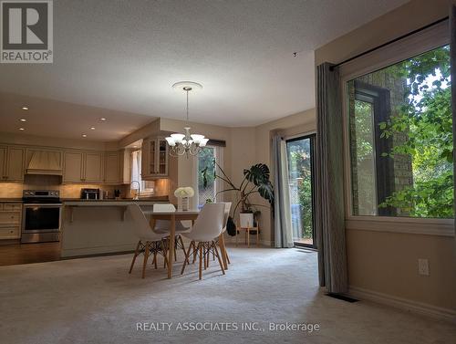 3279 Charlebrook Court, Mississauga, ON - Indoor
