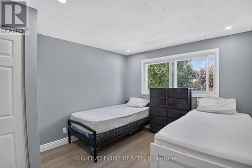 1385 Chartrand Avenue, Ottawa, ON - Indoor Photo Showing Bedroom