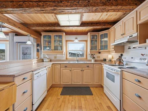 96 Smeltzer Road, Upper Vaughan, NS - Indoor Photo Showing Kitchen With Double Sink