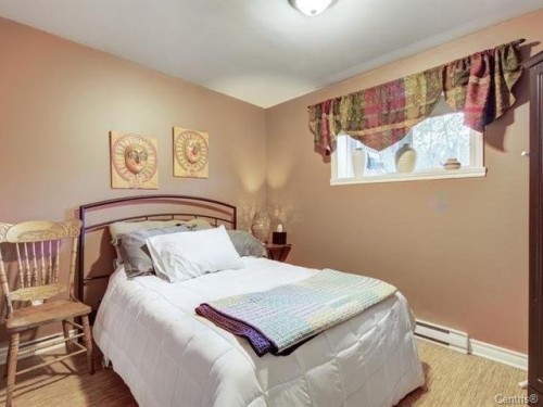 Chambre à coucher - 87  - 89 Place Du Refuge, Sainte-Adèle, QC - Indoor Photo Showing Bedroom