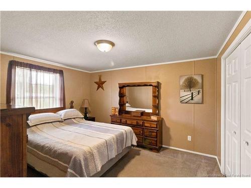 99 Hedgeview Dr, Hanwell, NB 