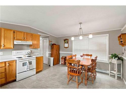 99 Hedgeview Dr, Hanwell, NB 
