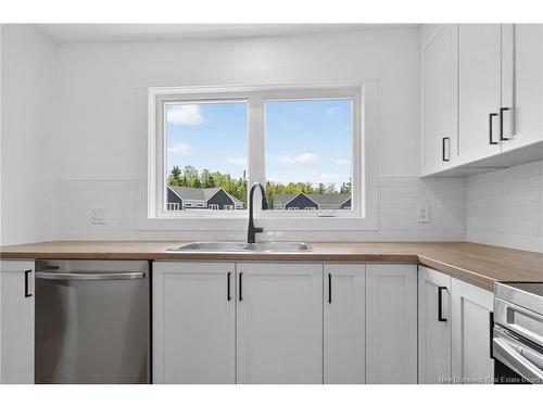 20 Cedric Crt, Dieppe, NB 