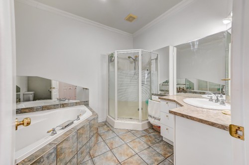 Bathroom - 302-1125 Rue Romaine, Brossard, QC - Indoor Photo Showing Bathroom