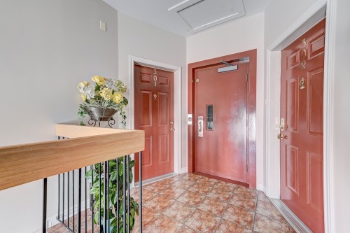 Elevator - 302-1125 Rue Romaine, Brossard, QC - Indoor Photo Showing Other Room