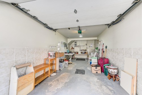 Garage - 302-1125 Rue Romaine, Brossard, QC - Indoor Photo Showing Garage