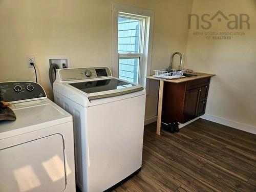 7631 Upper Wood'S Harbour, Upper Woods Harbour, NS - Indoor Photo Showing Laundry Room