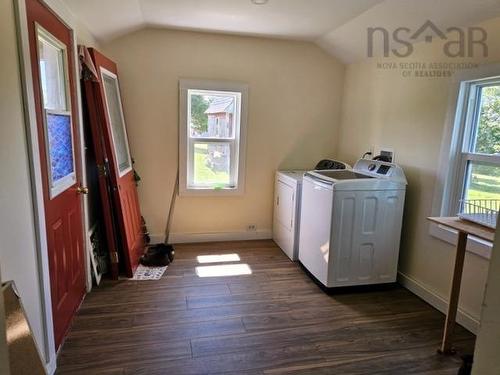 7631 Upper Wood'S Harbour, Upper Woods Harbour, NS - Indoor Photo Showing Laundry Room