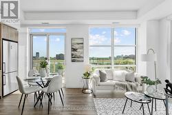 920 - 1787 ST CLAIR AVENUE W Toronto, ON M6N 0B7