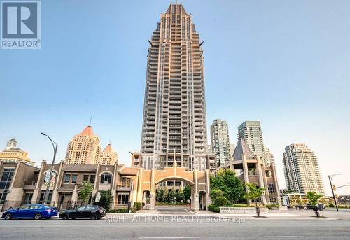 1711 - 388 PRINCE OF WALES DRIVE  Mississauga, ON L5B 0A1