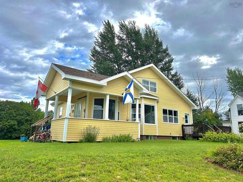 198 Main Street  Trenton, NS B0K 1X0