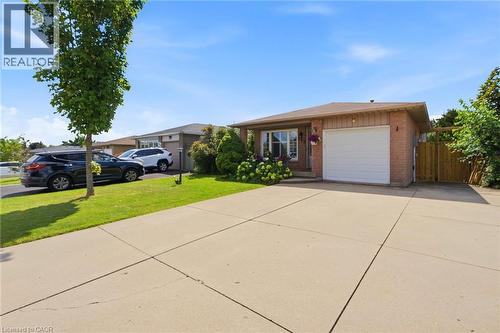 143 Independence Drive, Hamilton, ON - Outdoor