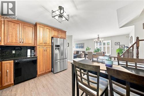 143 Independence Drive, Hamilton, ON - Indoor Photo Showing Kitchen