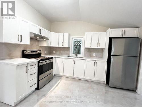 29 Balson Boulevard, Whitchurch-Stouffville, ON - Indoor Photo Showing Kitchen