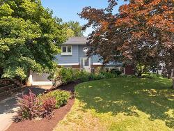 63 Oakmount Drive  Bedford, NS B4A 2W1