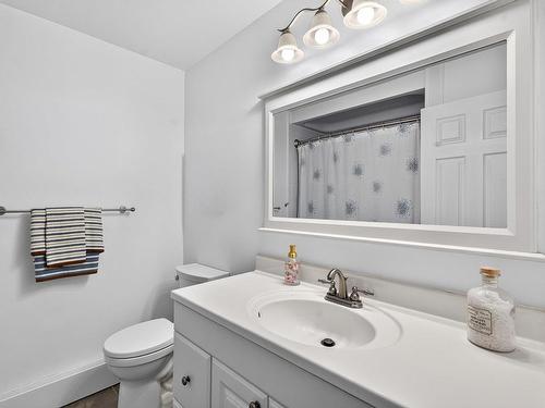 63 Oakmount Drive, Bedford, NS - Indoor Photo Showing Bathroom