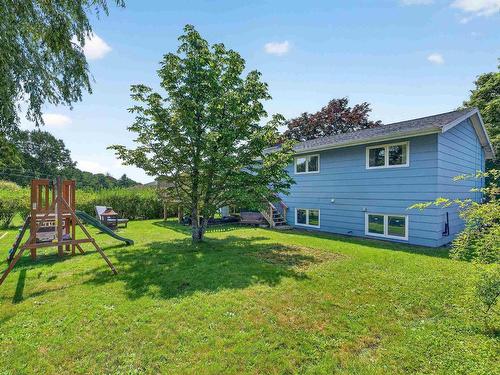 63 Oakmount Drive, Bedford, NS - Outdoor