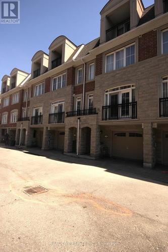 7 SLINGSBY LANE , Toronto, Ontario M2N 0H7 3
