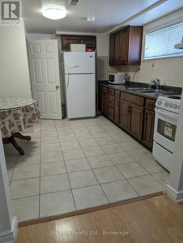 BSMT - 11 DAYSTROM DRIVE , Toronto, Ontario M9M 2A8 2