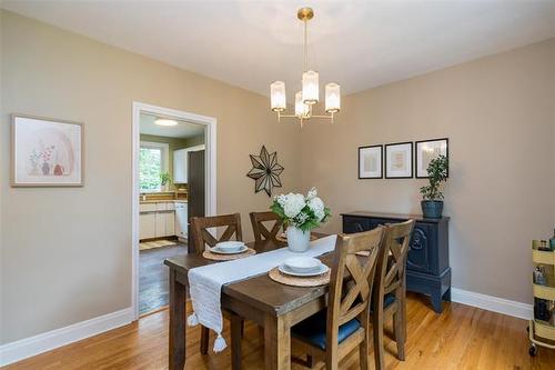 508 Montague Ave, Winnipeg, MB - Indoor Photo Showing Dining Room