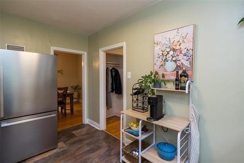 508 Montague Ave, Winnipeg, MB - Indoor