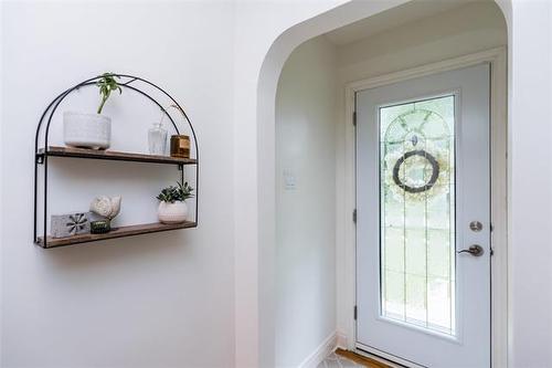 508 Montague Ave, Winnipeg, MB - Indoor Photo Showing Other Room