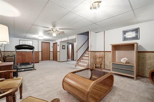 10 Mitchelson Way, Winnipeg, MB - Indoor