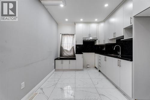 1343 Lillian, Windsor, ON - Indoor